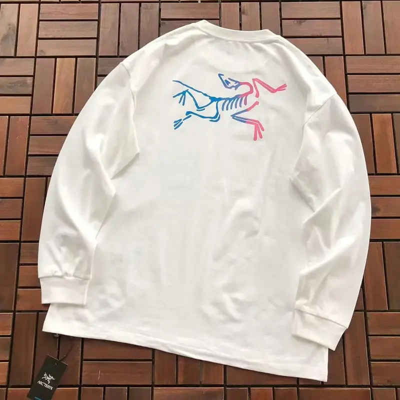 ￥~115 A🔥🔥T🔥🔥YX LONG-SLEEVE 77072188 (im 185CM 70KG iwear size L in the photo)