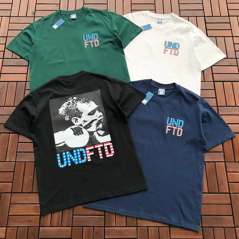 ￥ ~ 85 UNDEFEATED T-SHIRT 55070667 (im 185CM 80KG iwear size M in the photo)