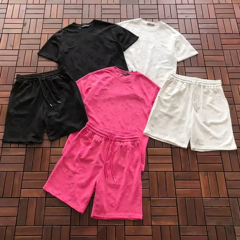 TOP ￥~119 PANTS ￥~119 L🔥T-SHIRT SHORTS 77071064 (im 185CM 70KG iwear size M in the photo)