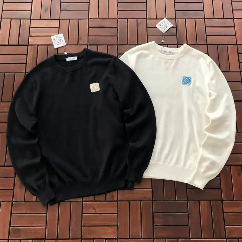 ￥~226 L🔥E🔥🔥SWEATER 66080715 (im 185CM 70KG iwear size M in the photo)
