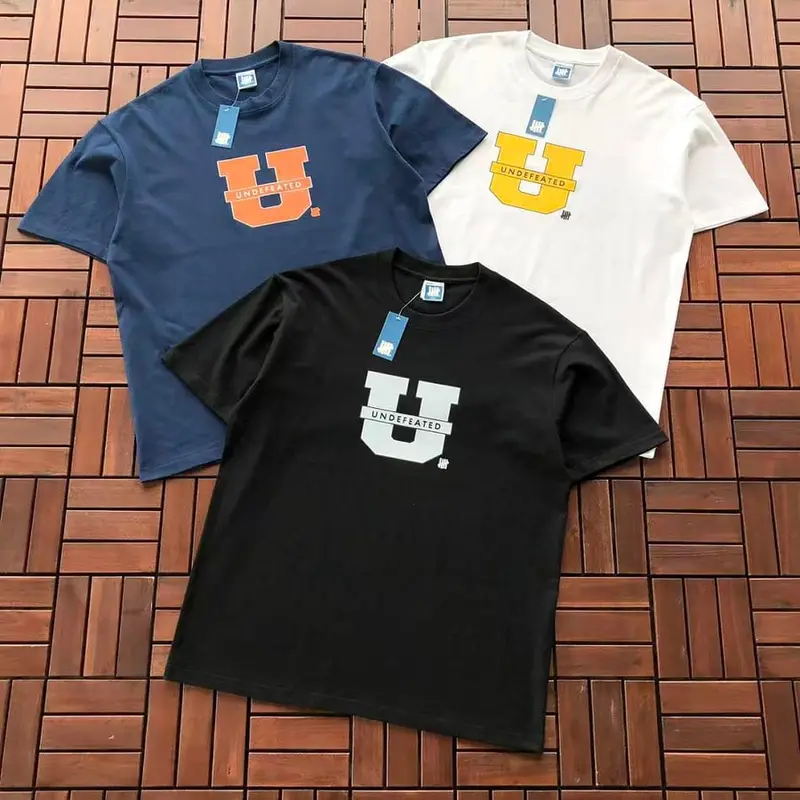 ￥~85 UNDEFEATED T-SHIRT 55070637 (im 185CM 80KG iwear size L in the photo)