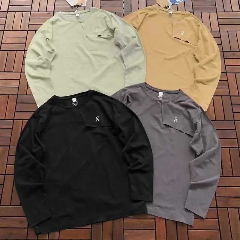 ￥~139 ON RU🔥🔥I🔥G LONG-SLEEVE 66072406 (im 185CM 70KG iwear size XL in the photo)