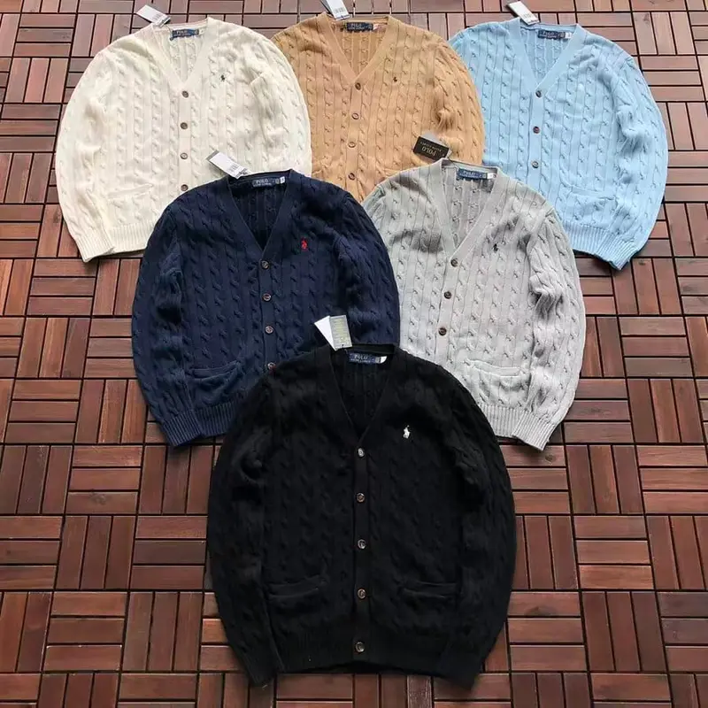 ￥ 195 RA🔥PH🔥AU🔥EN SWEATER 88081302 (im 180CM 68KG iwear size M in the photo)