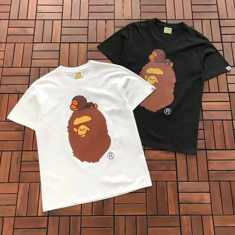 ￥~79 BAPE T-SHIRT 77063012 (im 185CM 70KG iwear size M in the photo)