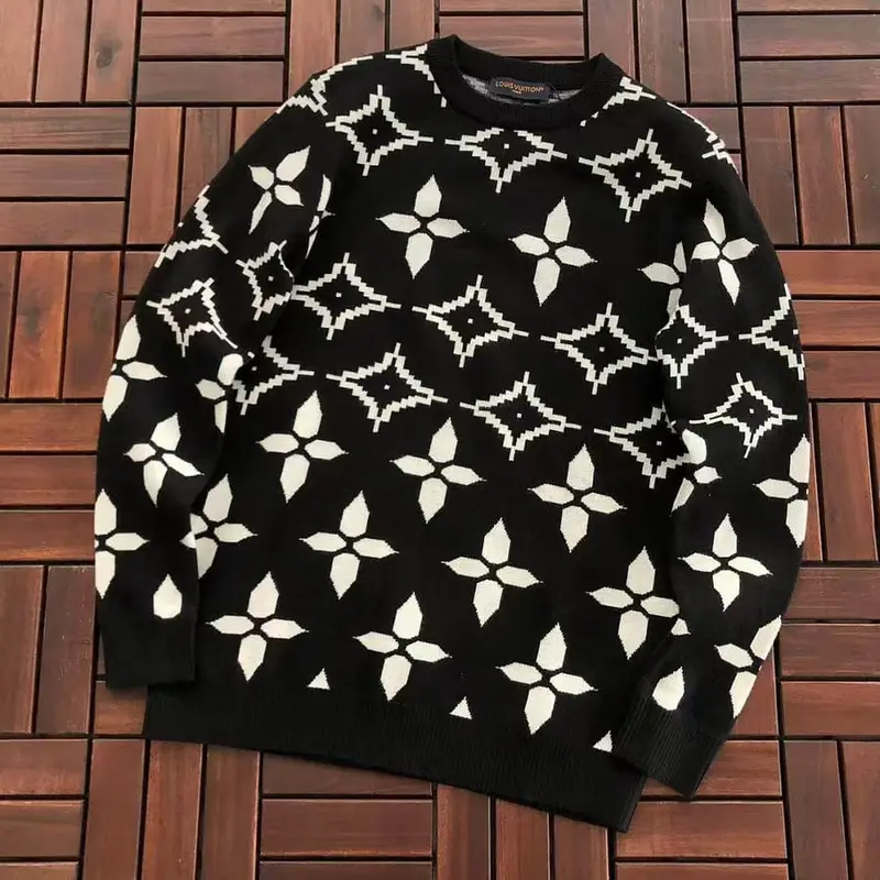 ￥ ~ 199 L🔥SWEATER 55072952 (im 185CM 70KG iwear size L in the photo)
