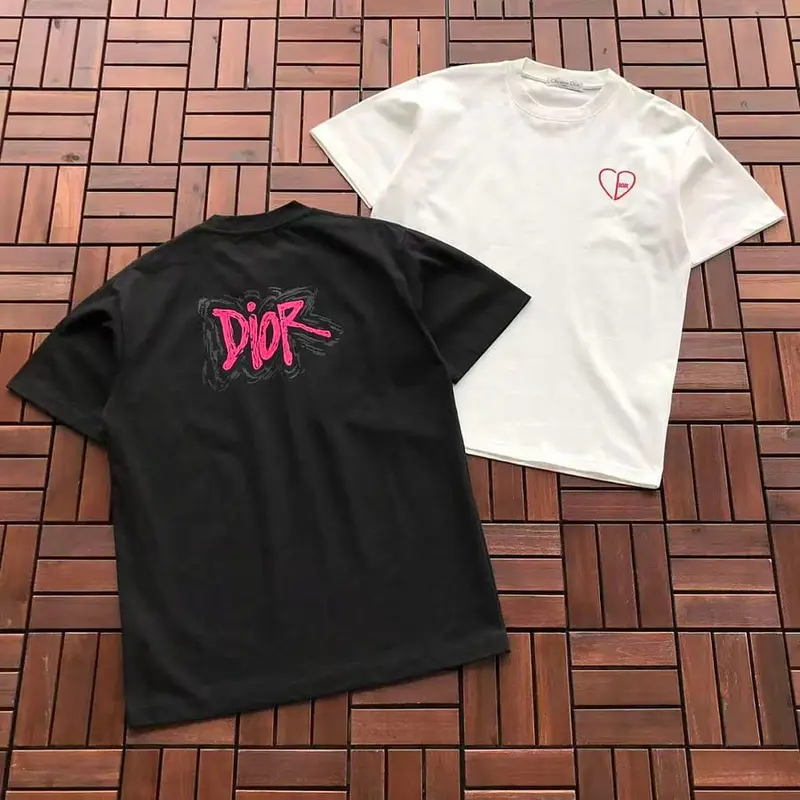￥179 D🔥O🔥 T-SHIRT 88072109 (im 185CM 80KG iwear size M in the photo)