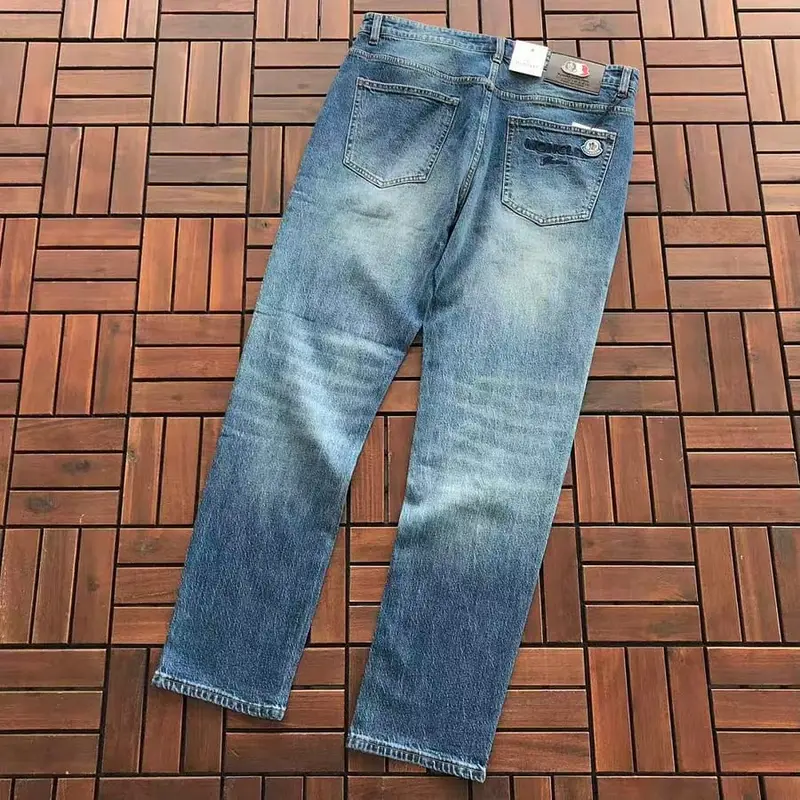 ￥~135 M🔥🔥🔥🔥🔥R JEANS 55070945 (im 185CM 70KG iwear size 34 in the photo)