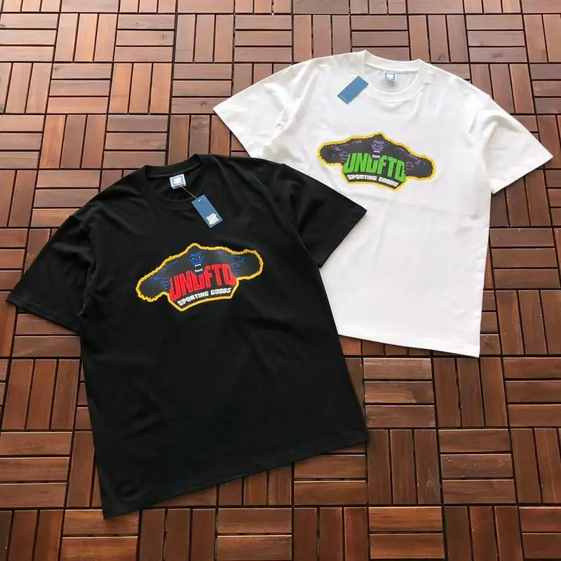 ￥~85 UNDEFEATED T-SHIRT 55071053 (im 185CM 70KG iwear size L in the photo)