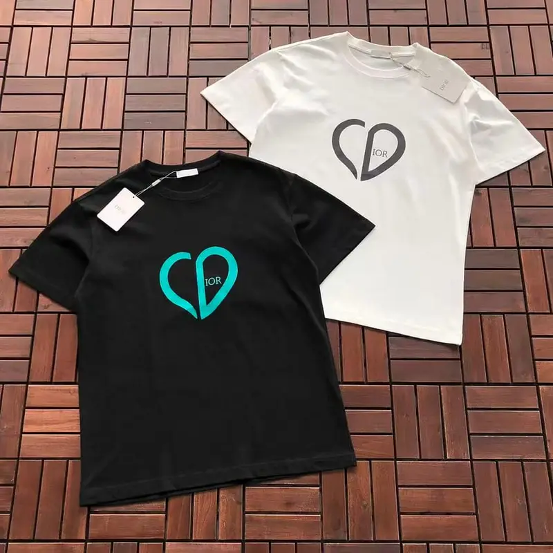 ￥~115 D🔥O🔥 T-SHIRT 77070227 (im 185CM 80KG iwear size L in the photo)