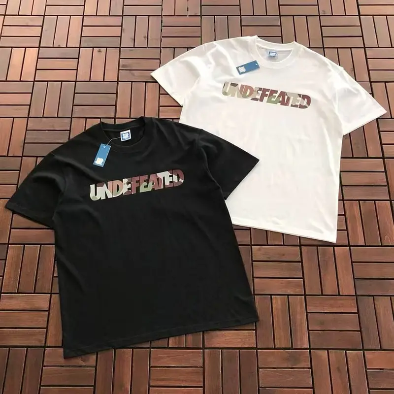 ￥~85 UNDEFEATED T-SHIRT 55070676 (im 185CM 80KG iwear size L in the photo)