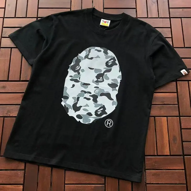 ￥~79 BAPE T-SHIRT 77072141 (im 185CM 70KG iwear size L in the photo)