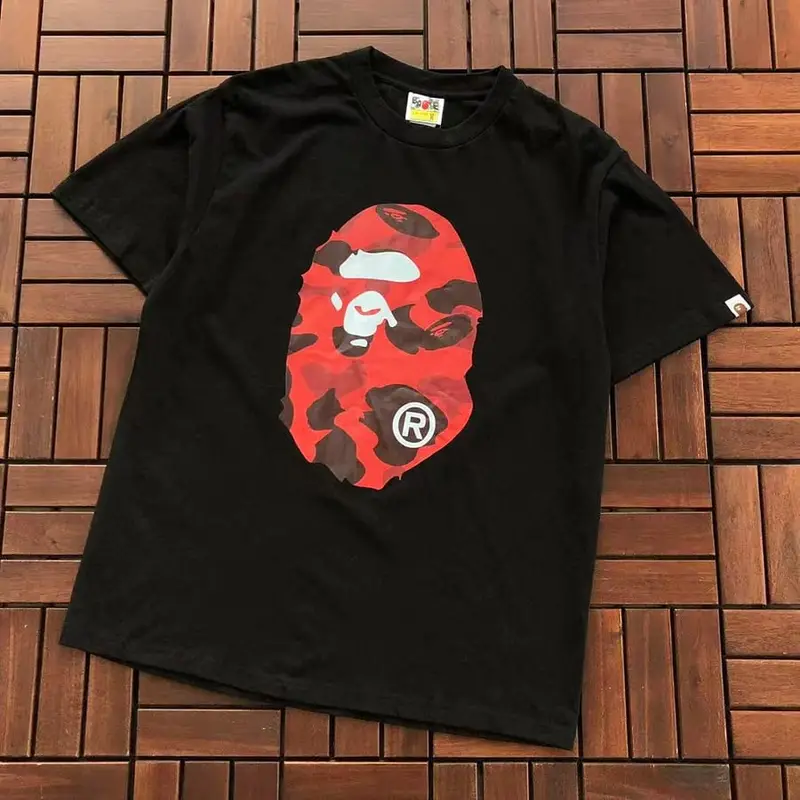 ￥~75 BAPE T-SHIRT 66071418 (im 185CM 70KG iwear size M in the photo)