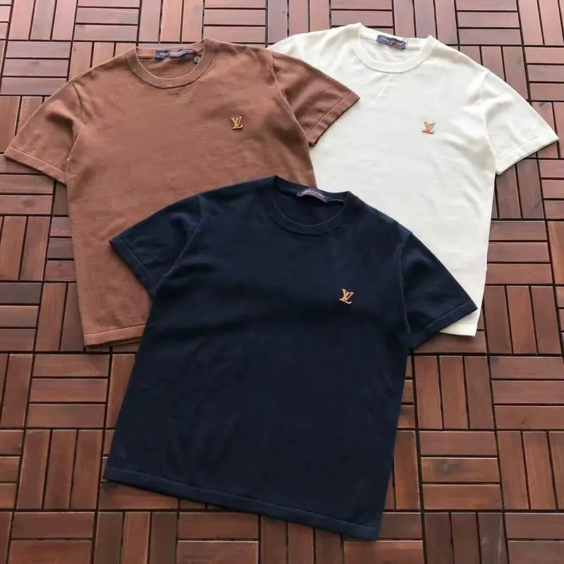 ￥~278 L🔥T-SHIRT SWEATER 55071311 (im 180CM 68KG iwear size M in the photo)
