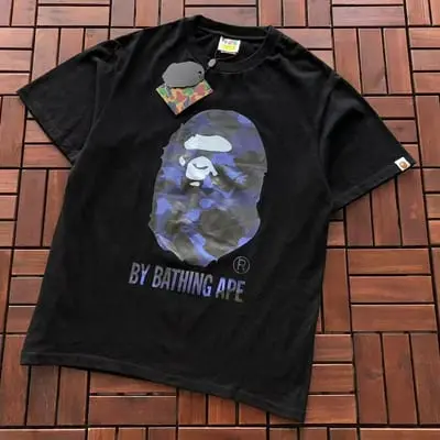 ￥~75 BAPE T-SHIRT 66072210 (im 185CM 70KG iwear size S in the photo)