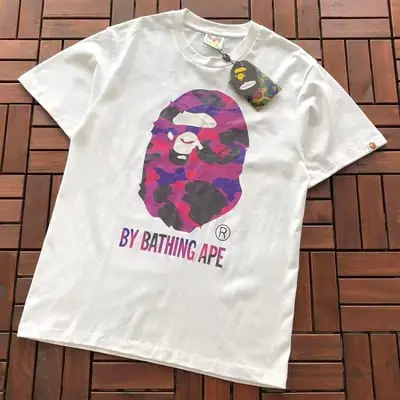 ￥~75 BAPE T-SHIRT 66071413 (im 185CM 70KG iwear size S in the photo)