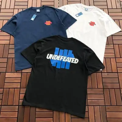 ￥~85 UNDEFEATED T-SHIRT 55070623 (im 185CM 80KG iwear size L in the photo)