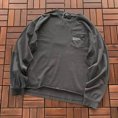￥~119 E.R.D LONG-SLEEVE 77072186 (im 185CM 70KG iwear size M in the photo)