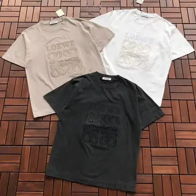 ￥~125 L🔥E🔥🔥 T-SHIRT 77071126 (im 185CM 70KG iwear size S in the photo)