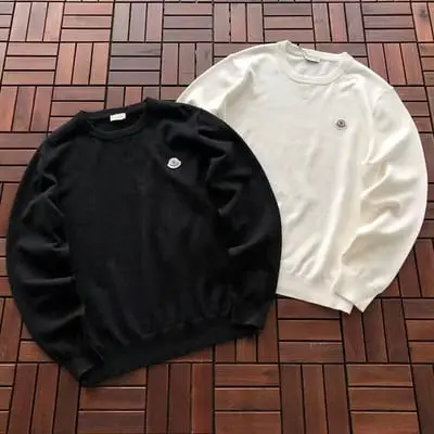 ￥~226 M🔥🔥🔥🔥🔥R SWEATER 66080215 (im 185CM 70KG iwear size L in the photo)