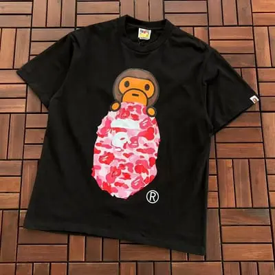￥~75 BAPE T-SHIRT 66071417 (im 185CM 70KG iwear size M in the photo)