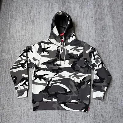 Supreme hoodie