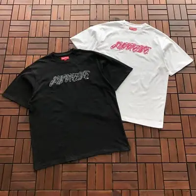 ￥~109 S🔥P🔥E🔥E T-SHIRT 77072115 (im 185CM 70KG iwear size L in the photo)