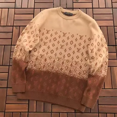 ￥~199 L🔥SWEATER 55072957 (im 185CM 70KG iwear size L in the photo)