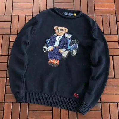 ￥ 355 RA🔥PH🔥AU🔥EN SWEATER 88081607 (im 185CM 70KG iwear size S in the photo)