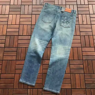 ￥~135 L🔥JEANS 55070950 (im 185CM 70KG iwear size 34 in the photo)