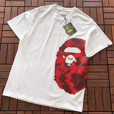 ￥~75 BAPE T-SHIRT 66071414 (im 185CM 70KG iwear size M in the photo)