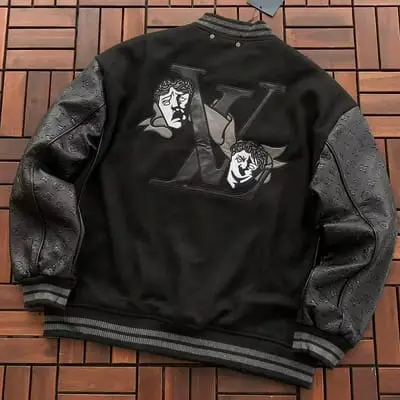 ￥~189 L🔥JACKET 77072341 (im 185CM 70KG iwear size M in the photo)
