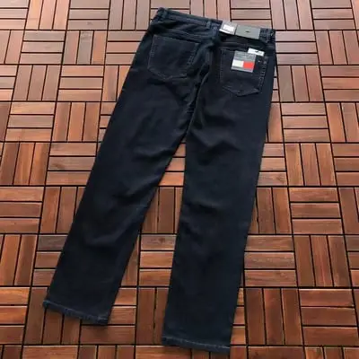 ￥~135 T🔥🔥🔥 H🔥🔥🔥R JEANS 55070409 (im 185CM 70KG iwear size 34 in the photo)