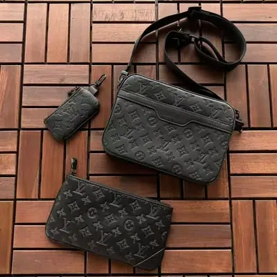 ￥ ~ 199 L🔥BAG 55060143（长25CM*宽18CM*高4CM）