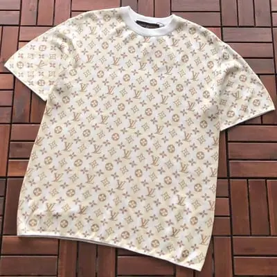 🔥1:1🔥￥~349 L🔥T-SHIRT SWEATER 66080522 (im 185CM 70KG iwear size S in the photo)