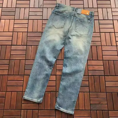 ￥~135 L🔥JEANS 55070948 (im 185CM 70KG iwear size 34 in the photo)