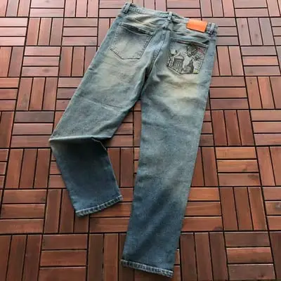 ￥~175 B🔥RB🔥RRY JEANS 66070560 (im 185CM 70KG iwear size 34 in the photo)