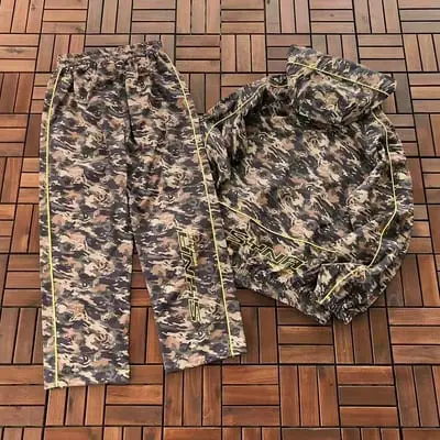 TOP￥~226 PANTS￥~179 SYNA JACKET TROUSERS 77070861 (im 185CM 70KG iwear size M in the photo)