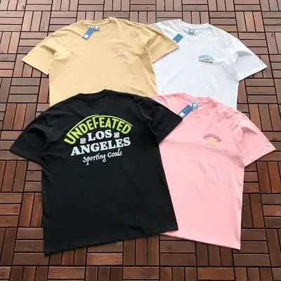 ￥ ~ 85 UNDEFEATED T-SHIRT 55070698 (im 185CM 80KG iwear size L in the photo)