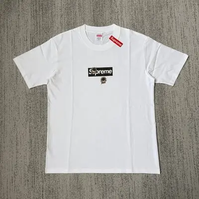 Supreme tee