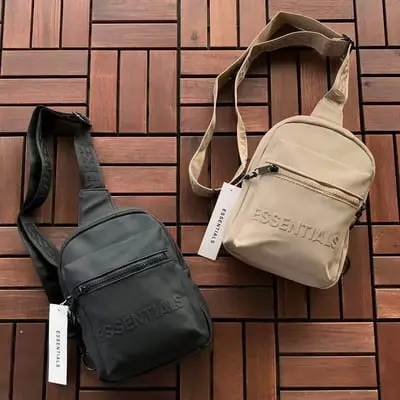 ￥~119 FOG BAG 66081039（长17CM*宽24CM*高6CM）