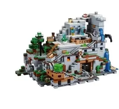 Compatible with LEGO Minecraft “The Mountain Cave” (Set 21137) building block set.