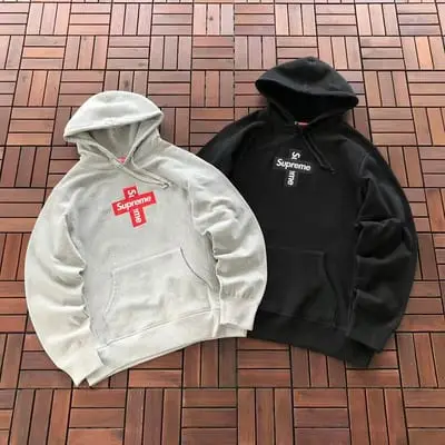 ￥~215 S🔥P🔥E🔥E HOODIE FLEECE 77070629 (im 185CM 70KG iwear size XL in the photo)