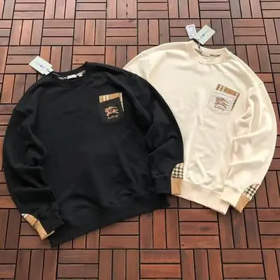 ￥ ~ 179 B🔥RB🔥RRY SWEATER 55072231 (im 185CM 70KG iwear size M in the photo)