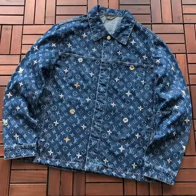 🔥1:1🔥￥~559 L🔥JACKET 66080511 (im 185CM 70KG iwear size 48 in the photo)
