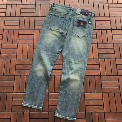 ￥~135 L🔥JEANS 55070946 (im 185CM 70KG iwear size 36 in the photo)