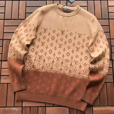 ￥~165 L🔥SWEATER 77081433 (im 185CM 80KG iwear size L in the photo)