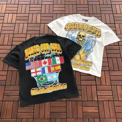 BLACK ￥~89 WHITE￥~ 85 GODSPEED T-SHIRT 77072209 (im 185CM 80KG iwear size M in the photo)