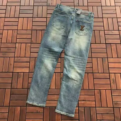 ￥~135 L🔥JEANS 55070943 (im 185CM 70KG iwear size 34 in the photo)