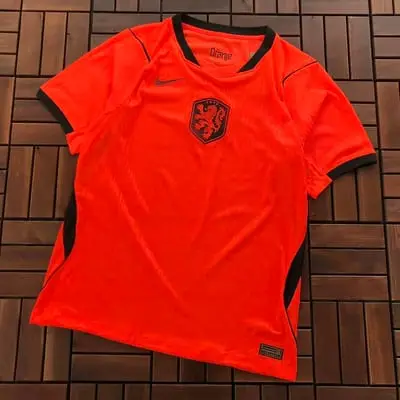 ￥~65 FOOTBALL T-SHIRT 55052712 (im 185CM 70KG iwear size M in the photo)