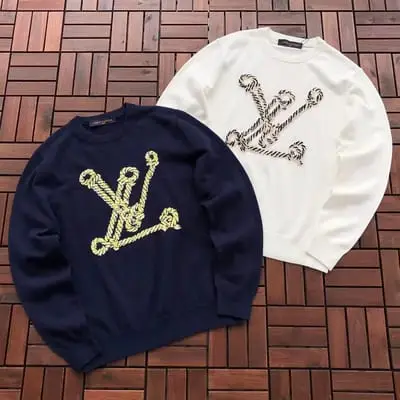 ￥~226 L🔥SWEATER 66080204 (im 185CM 70KG iwear size L in the photo)
